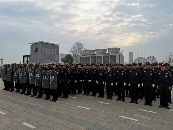 �T���L��